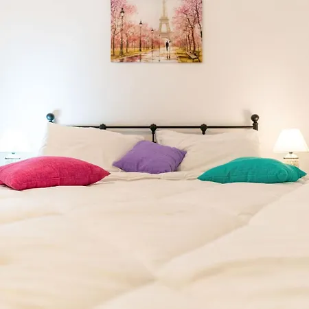 Maria'S Apartment Δίπλα Στο Νοσοκομείο Παίδων Και Στο Λαϊκό Athènes Extérieur photo